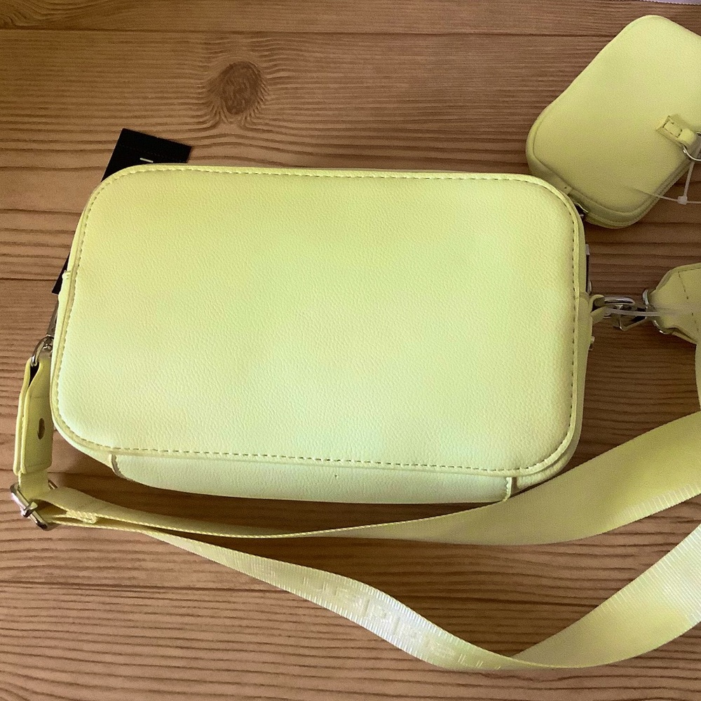 NWT Madden Girl cross body handbag. - Picture 8 of 9